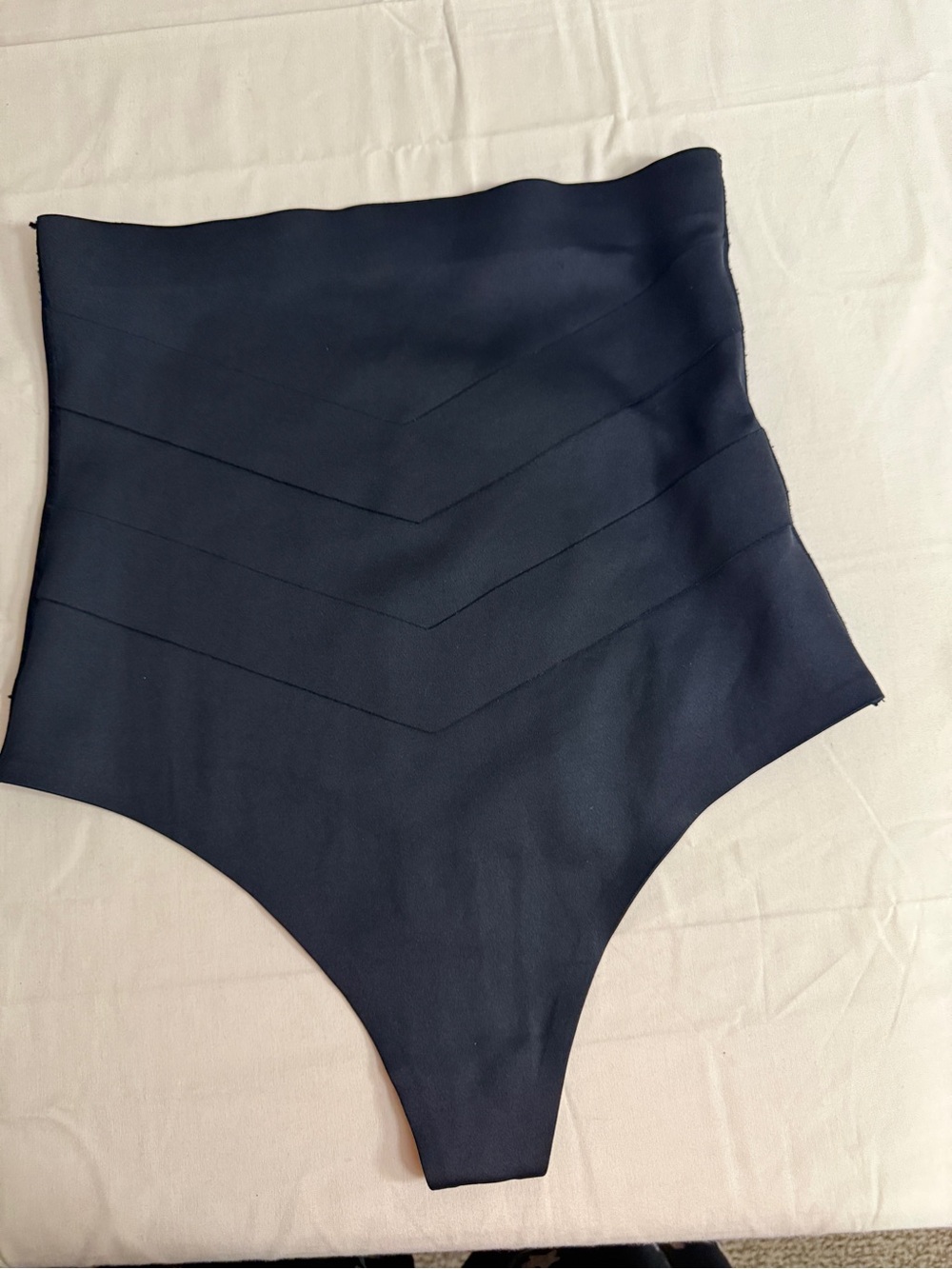 High-Waist Shapewear Briefs in Navy - Sleek Tummy Control